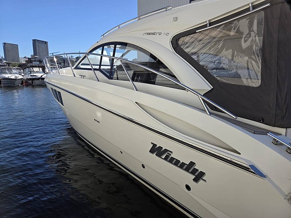 Windy Maestro 40 / 2 X Volvo Penta D6 370hk / 2012 4 of 12