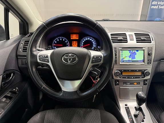 Toyota Avensis 15 of 21