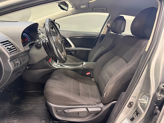 Toyota Avensis 9 of 21