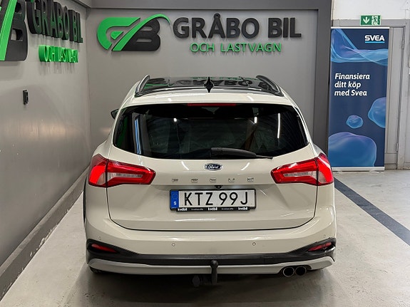 Ford Focus 8 of 22