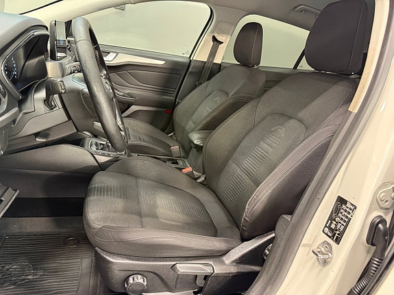 Ford Focus 9 of 22