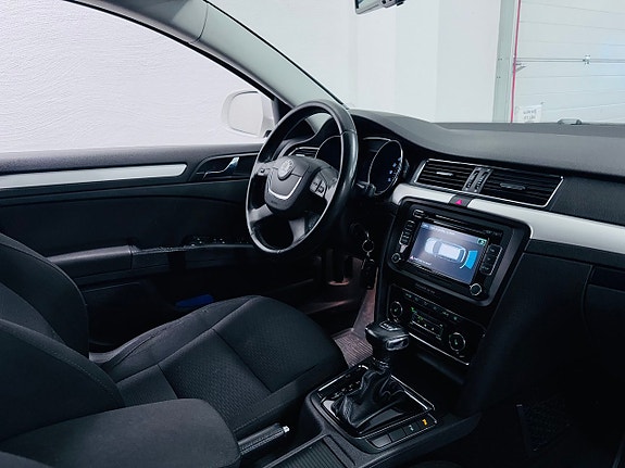 Skoda Superb 4 of 5
