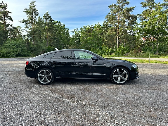 Audi A5 2 of 5