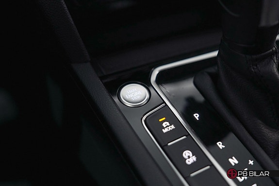 Volkswagen Passat Alltrack 18 of 19
