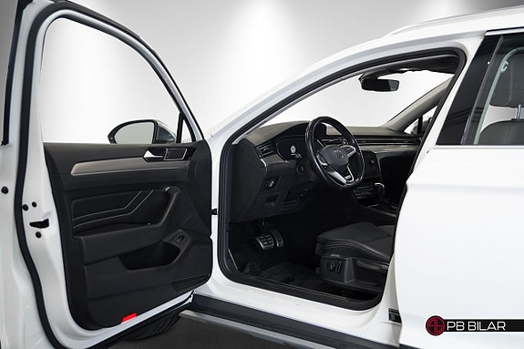 Volkswagen Passat Alltrack 6 of 19