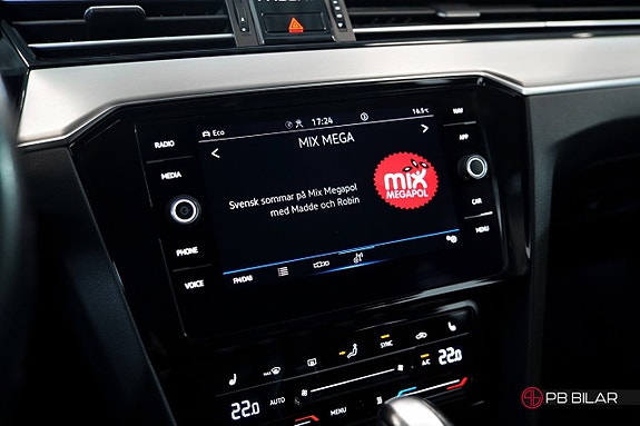 Volkswagen Passat Alltrack 15 of 19