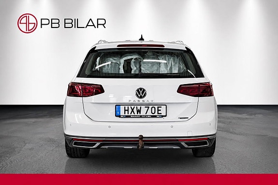Volkswagen Passat Alltrack 5 of 5