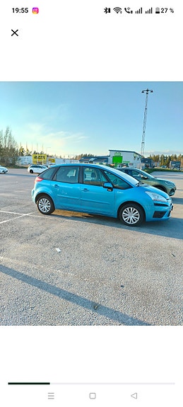 Citroen C4 Picasso 2 of 5