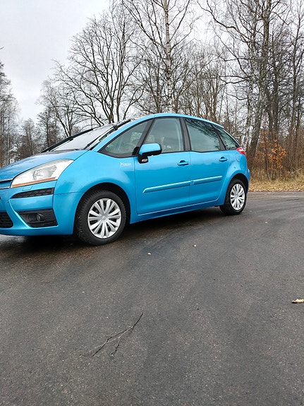 Citroen C4 Picasso 4 of 5