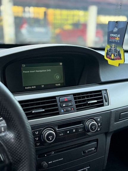 BMW 335d 4 of 5