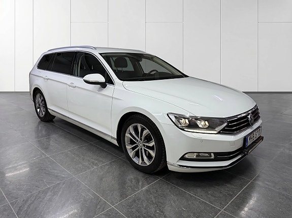 Volkswagen Passat 3 of 5