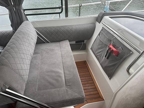 Marex 375 / 2 X Volvo Penta D4 320hk / 2021 7 of 12