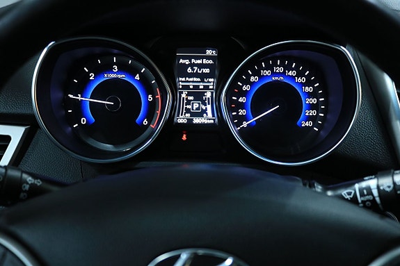 Hyundai i30 13 of 24