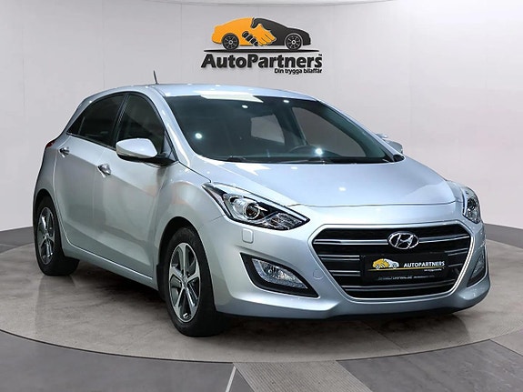 Hyundai i30 3 of 24