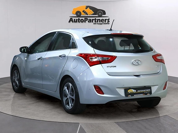Hyundai i30 4 of 24