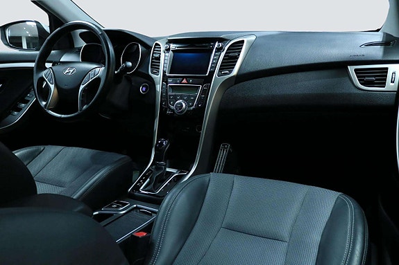 Hyundai i30 8 of 24
