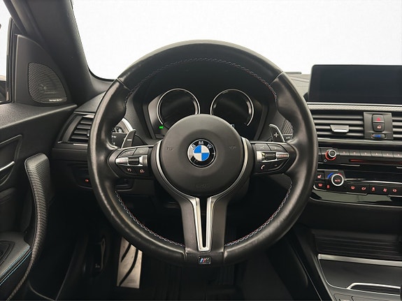 BMW M2 10 of 30