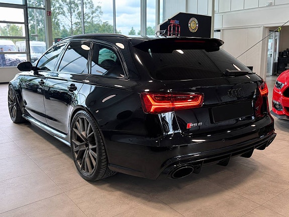 Audi RS6 4 of 5