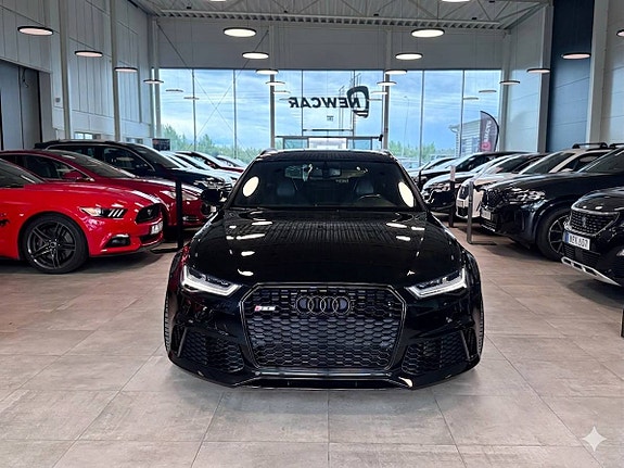 Audi RS6 2 of 5
