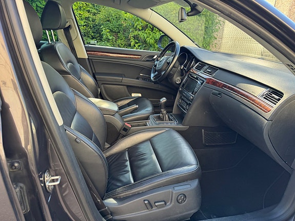 Skoda Superb 3 of 5