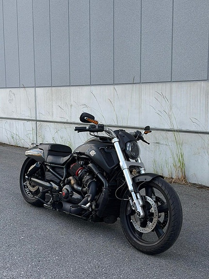 Harley-Davidson Muscle ABS V-Rod Turbo 3 of 8