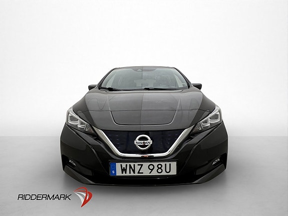 Nissan Leaf 3 of 5