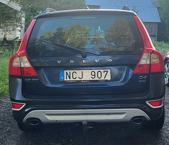 Volvo XC70 3 of 5