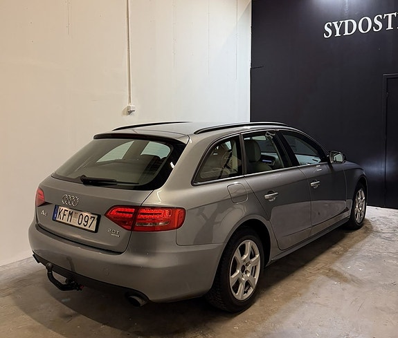 Audi A4 4 of 5