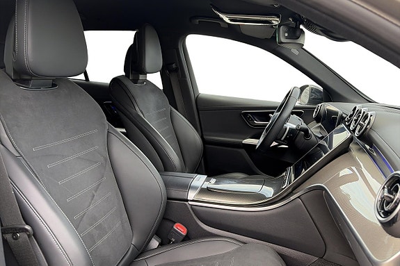 Mercedes-Benz GLC300 e 5 of 5
