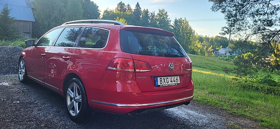 Volkswagen Passat 3 of 5