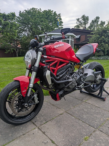 Ducati Monster 1200 3 of 3