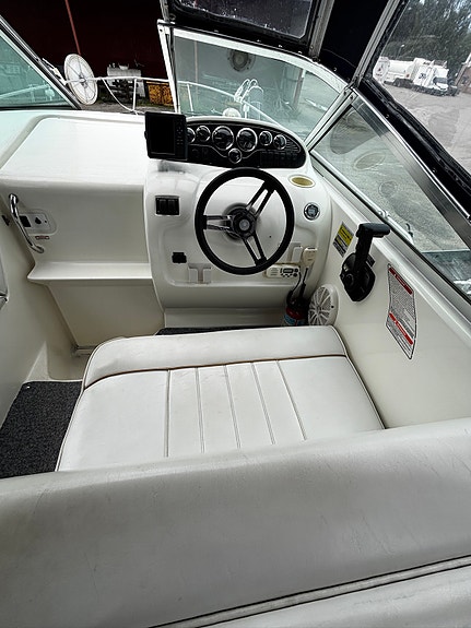 Searay 240 Sundancer  1997 11 of 15