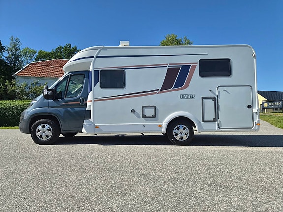 Bürstner 690 G Limited Långbäddad,Stort garage,Nybesiktad 5 of 22