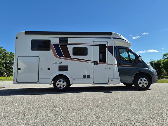 Bürstner 690 G Limited Långbäddad,Stort garage,Nybesiktad 4 of 22