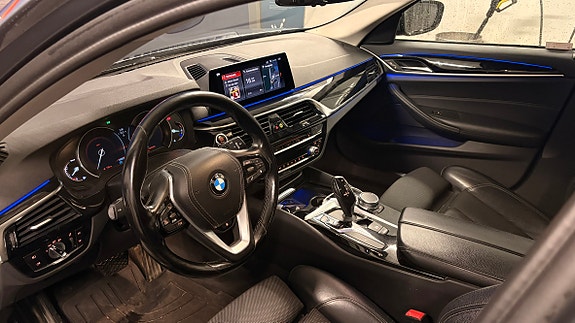 BMW 520d 4 of 5