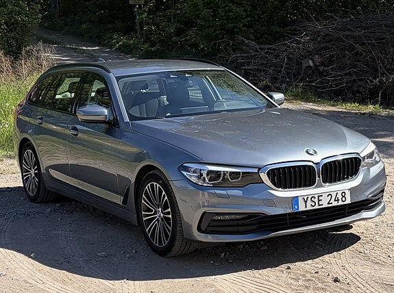 BMW 520d 2 of 5