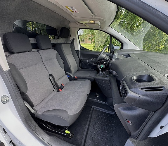Citroen Berlingo 11 of 23