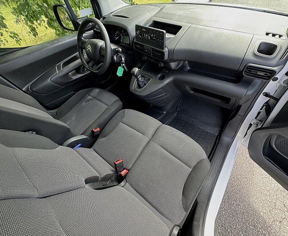 Citroen Berlingo 13 of 23