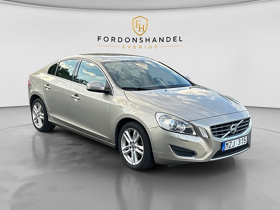 Volvo S60 5 of 5