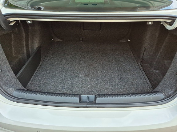 Volkswagen Jetta 15 of 21