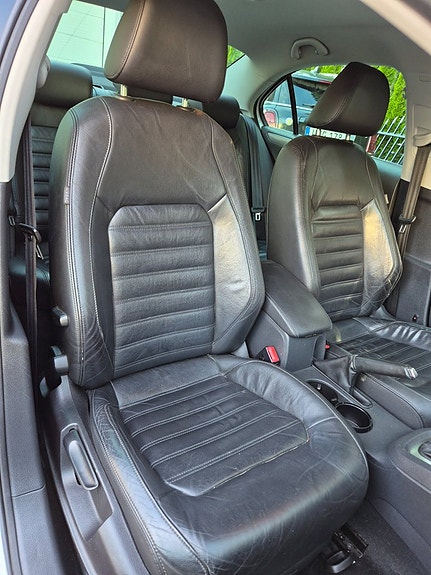 Volkswagen Jetta 9 of 21