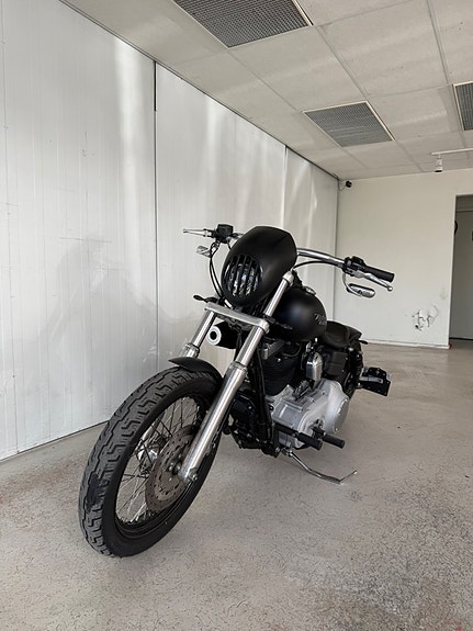 Harley-Davidson Street Bob 1.6 Twin Cam 96 Vance & Hines Nyservad Nybesiktad 5 of 14