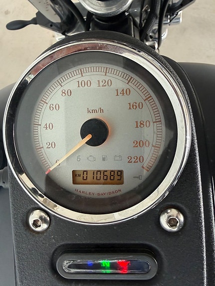 Harley-Davidson Street Bob 1.6 Twin Cam 96 Vance & Hines Nyservad Nybesiktad 14 of 14