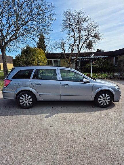 Opel Astra 6 of 7