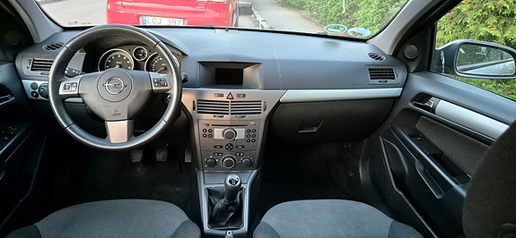 Opel Astra 7 of 7