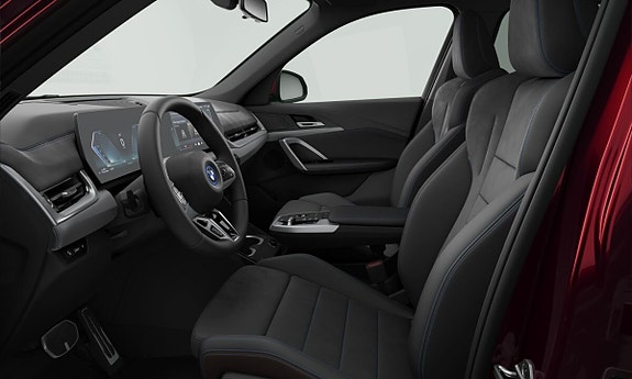 BMW X1 3 of 3