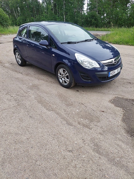 Opel Corsa 2 of 5