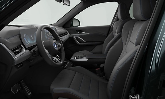 BMW X1 3 of 3