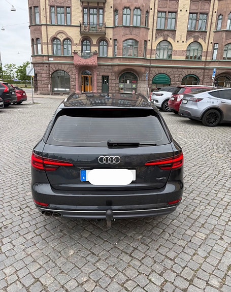 Audi A4 3 of 5