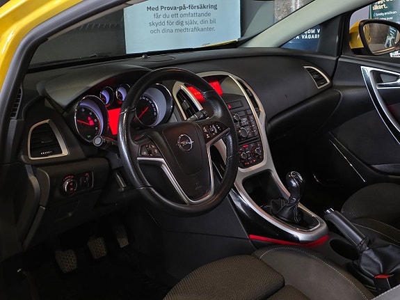 Opel Astra 16 of 20